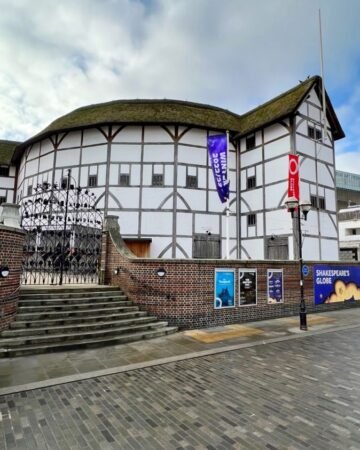 Tour and Workshop at The Globe Theatre